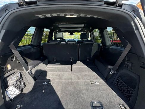 Used 2018 Mercedes-Benz GLS 450 4MATIC w/ Premium Package image 21