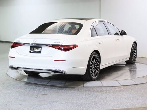 Used 2023 Mercedes-Benz S 580 4MATIC Sedan image 17