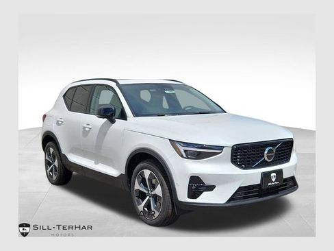 Certified 2026 Volvo XC40 B5 Plus w/ Protection Package Premier image 1
