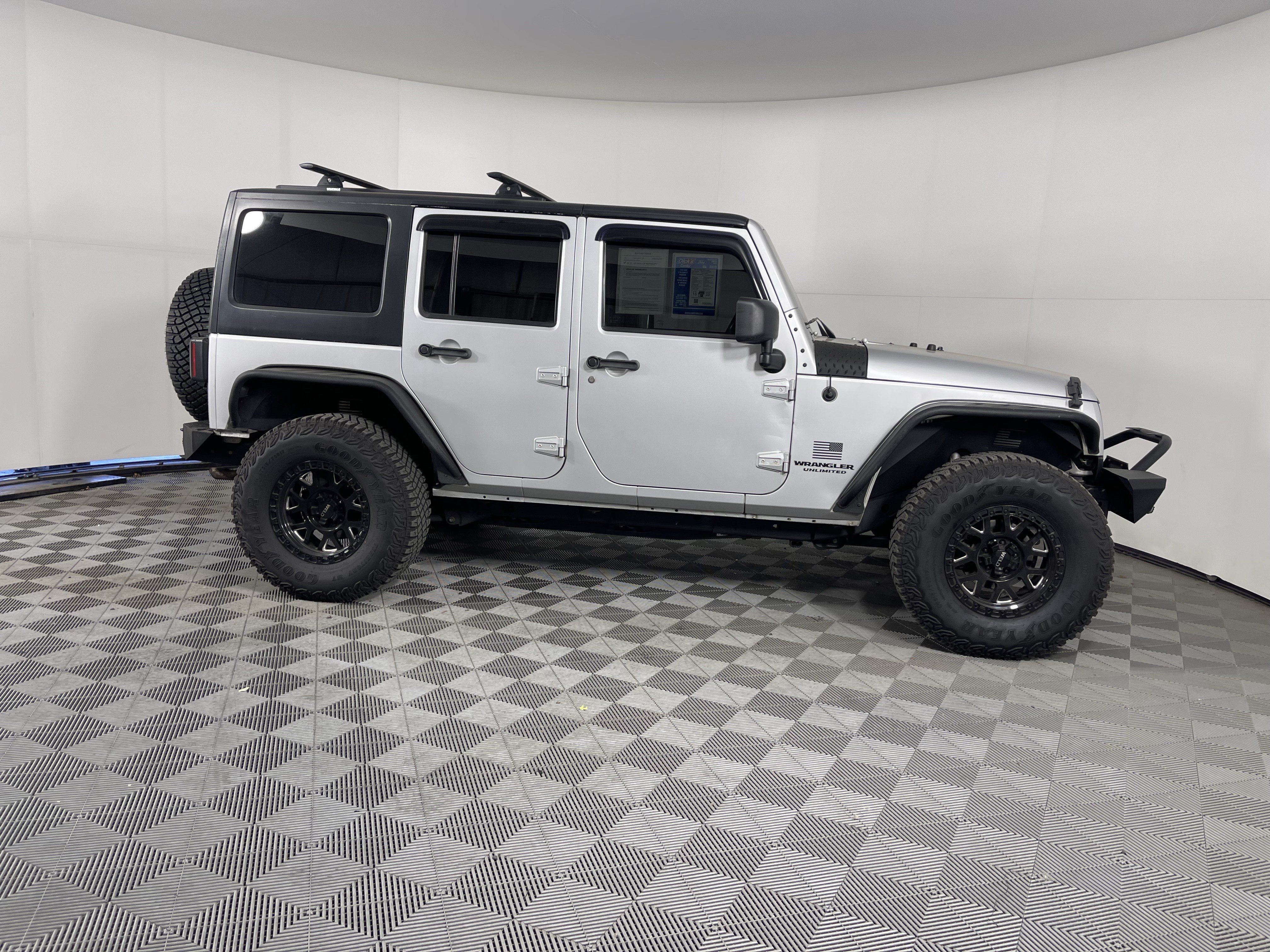 Used 2012 Jeep Wrangler Unlimited Sport AWD/4WD image 6