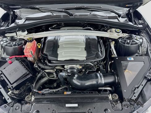 Used 2017 Chevrolet Camaro SS image 36