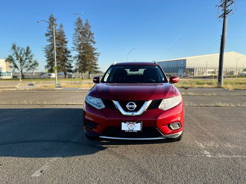 Used 2015 Nissan Rogue SV AWD/4WD image 2