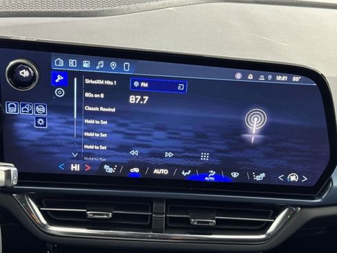 New 2026 Chevrolet Equinox EV LT image 18