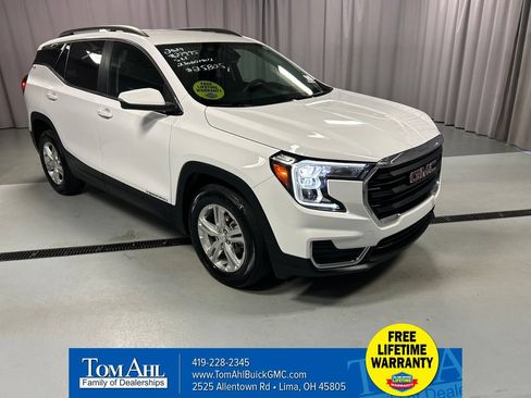 Used 2024 GMC Terrain SLE w/ Driver Convenience Package FWD image 1