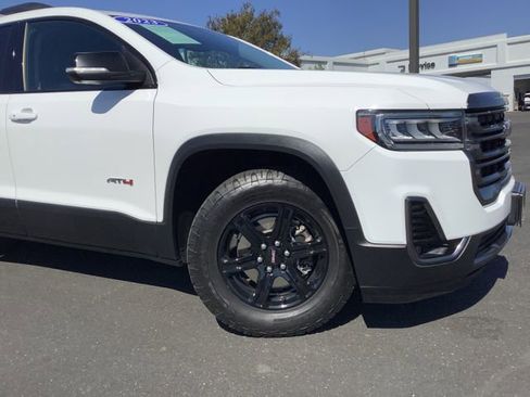 Used 2023 GMC Acadia AT4 w/ Technology Package image 3