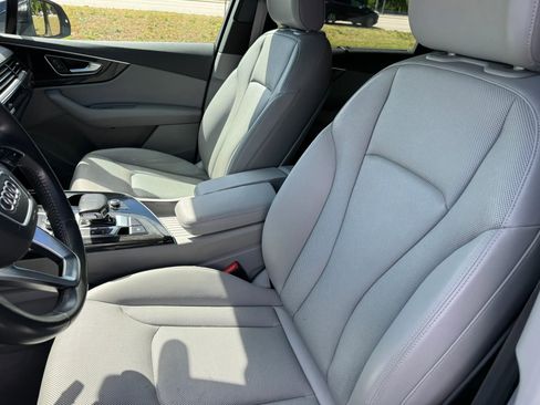 Used 2017 Audi Q7 3.0T Prestige AWD/4WD image 17