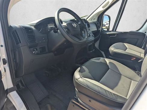 Used 2026 RAM ProMaster 2500 w/ Convenience Group FWD image 10