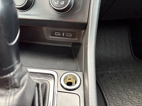 Certified 2021 Volkswagen Jetta S image 18