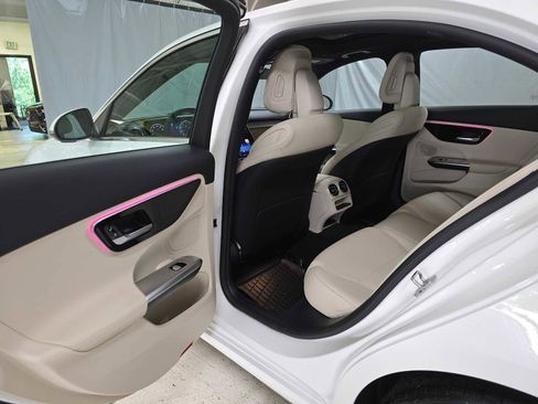 Certified 2025 Mercedes-Benz C 300 4MATIC Sedan image 20