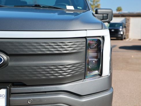 Used 2025 Ford F150 Lightning Flash AWD/4WD image 8
