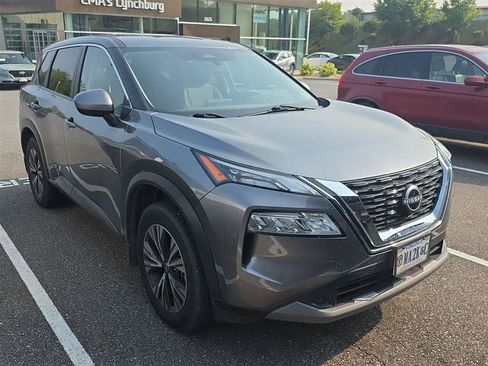 Used 2023 Nissan Rogue SV AWD/4WD image 2