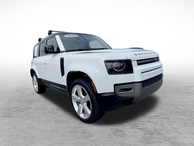 Used 2022 Land Rover Defender 110 X-Dynamic HSE AWD/4WD image 3