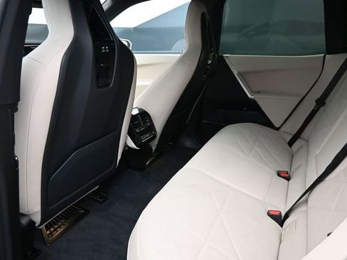 Used 2023 BMW iX xDrive50 AWD/4WD image 14