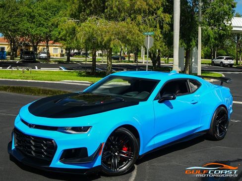 Used 2023 Chevrolet Camaro ZL1 RWD image 9