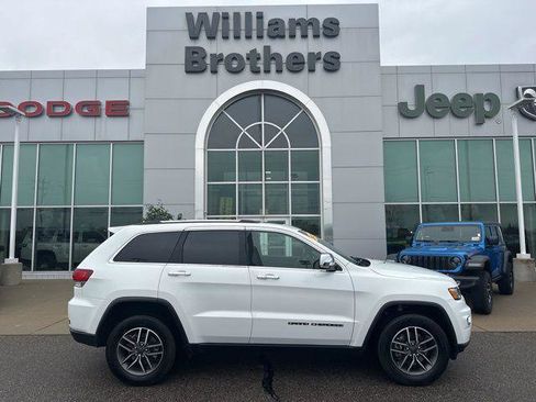 Certified 2021 Jeep Grand Cherokee Limited AWD/4WD image 5