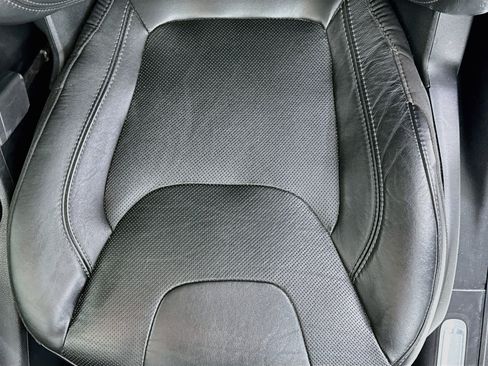 Used 2020 Jeep Cherokee Limited AWD/4WD image 19
