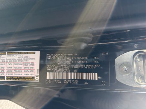Certified 2023 Lexus GX 460 Premium w/ Premium Package AWD/4WD image 49