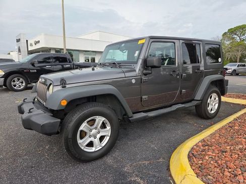 Used 2014 Jeep Wrangler Unlimited Sport w/ Quick Order Package 24S AWD/4WD image 3