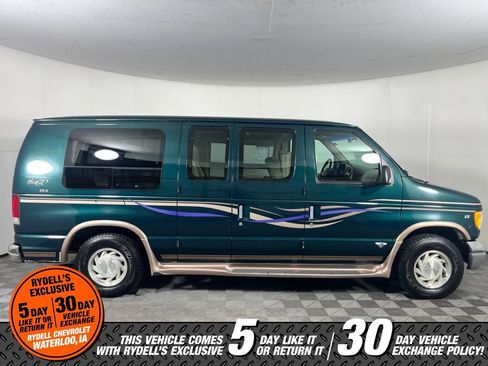 Used 1999 Ford E-150 and Econoline 150 RWD image 3