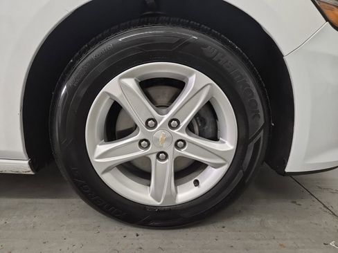 Used 2023 Chevrolet Malibu LT image 11