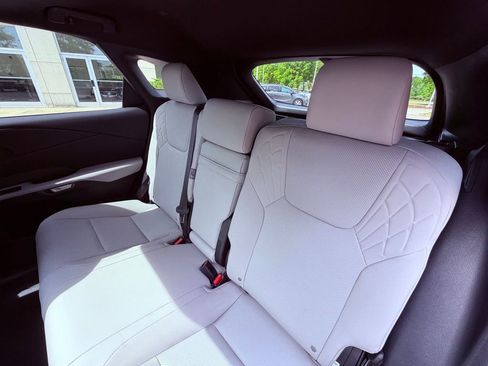 Used 2023 Lexus RX 350 Premium w/ Accessory Package (Z1) image 16