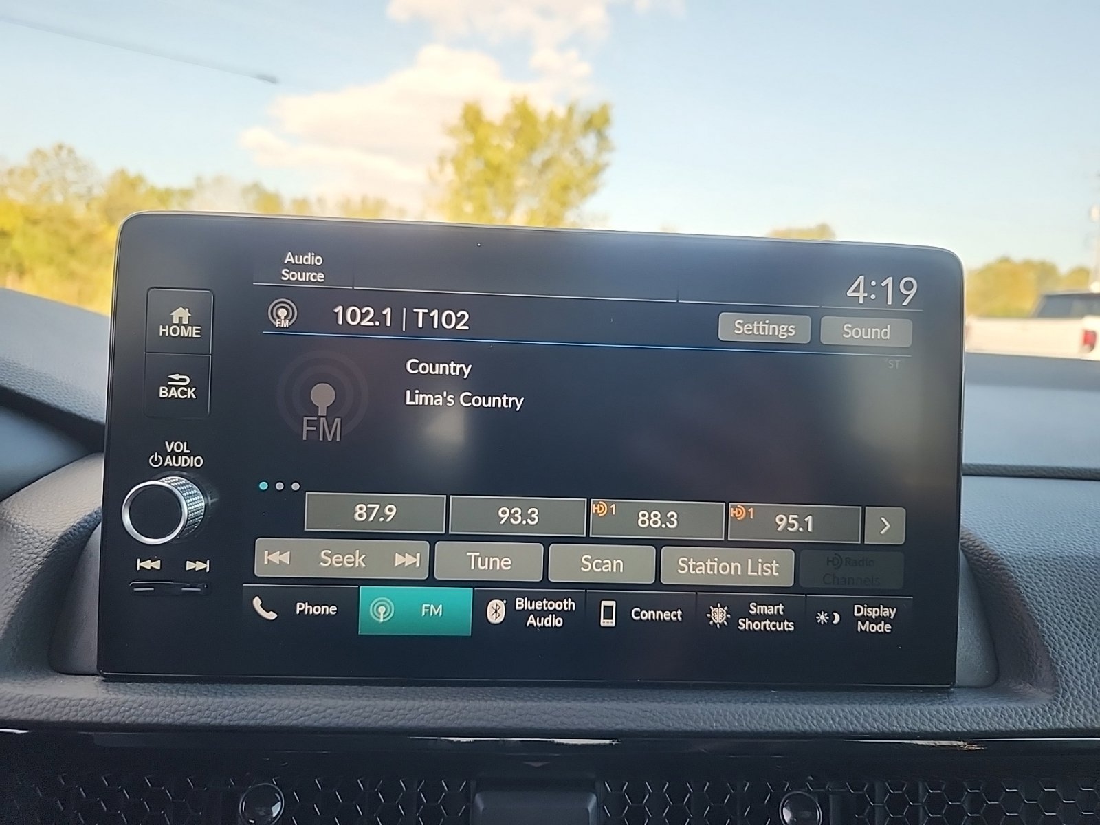 Used 2025 Honda CR-V EX-L image 25