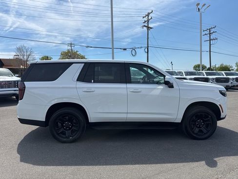 Used 2026 Chevrolet Tahoe 2WD image 6
