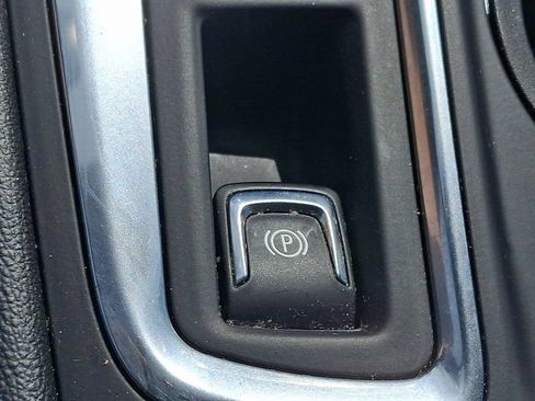 Used 2018 Chevrolet Equinox LT FWD image 24