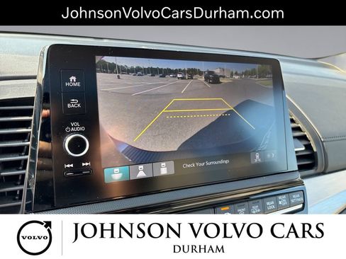 Used 2025 Honda Odyssey EX-L image 24