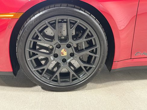 Certified 2026 Porsche 911 Carrera 4 GTS AWD/4WD image 38
