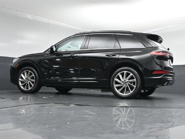 Certified 2025 Lincoln Corsair Grand Touring AWD/4WD image 41