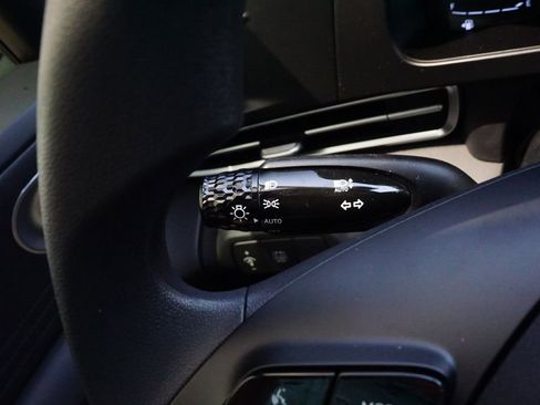 New 2025 Hyundai Elantra Blue image 15