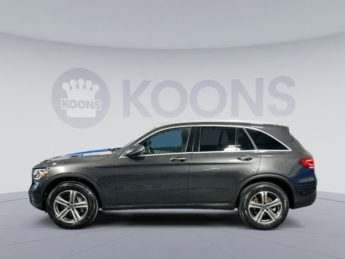 Used 2022 Mercedes-Benz GLC 300 4MATIC image 2