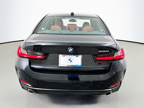 Used 2025 BMW 330i Sedan w/ Convenience Package image 6