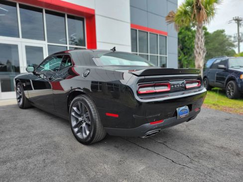 Used 2023 Dodge Challenger R/T Scat Pack RWD image 6