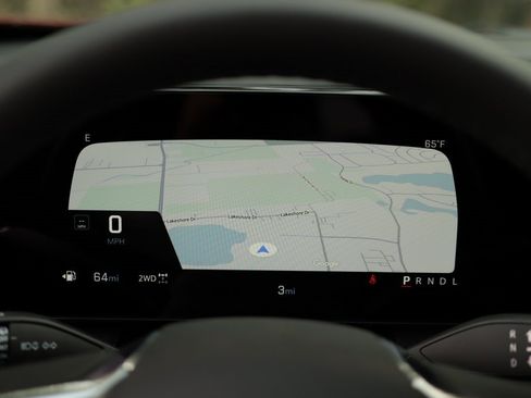 New 2026 Chevrolet Equinox LT w/ Convenience Package II image 13