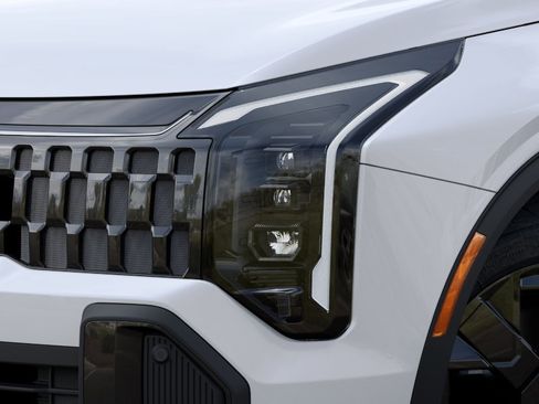 New 2026 Kia Sportage EX image 10