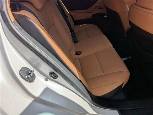 Used 2023 Lexus ES 350 w/ Premium Package image 18