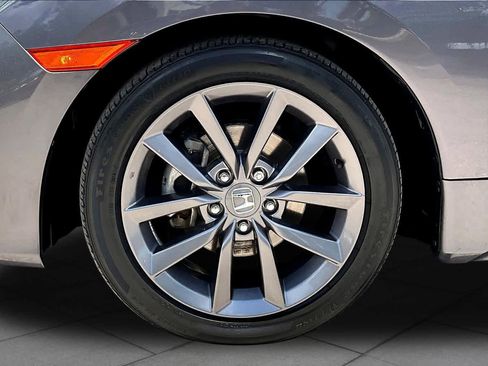 Used 2020 Honda Civic EX image 11