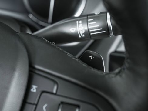 Used 2023 Cadillac CT4 Luxury image 37