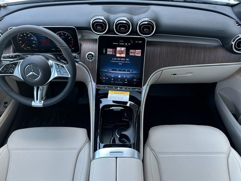 New 2026 Mercedes-Benz GLC 300 4MATIC image 12