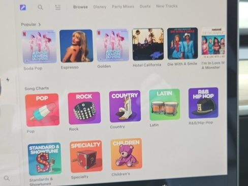 Used 2022 Tesla Model Y Performance image 36