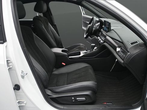 Certified 2024 Acura Integra A-Spec w/ Technology Package FWD image 19