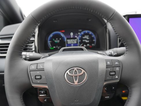 New 2026 Toyota Camry XSE FWD image 22