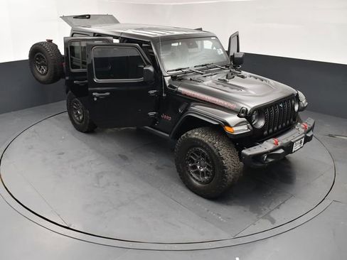 Used 2022 Jeep Wrangler Unlimited Rubicon w/ Xtreme Recon 35" Tire Package AWD/4WD image 23