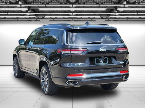 Used 2024 Jeep Grand Cherokee L Overland w/ Trailer Tow Package AWD/4WD image 5