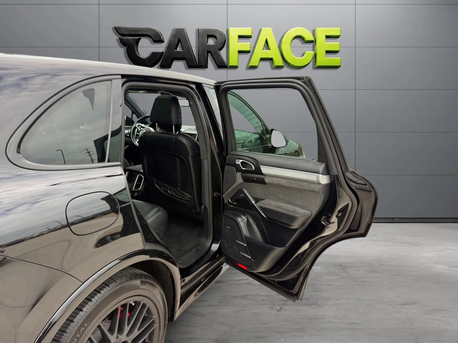 Used 2016 Porsche Cayenne GTS AWD/4WD image 25