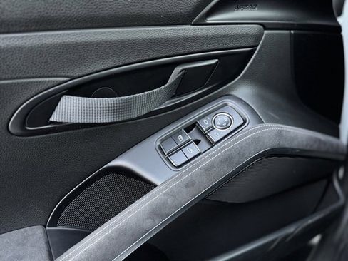 Certified 2016 Porsche Cayman GT4 w/ Sport Chrono Package image 14