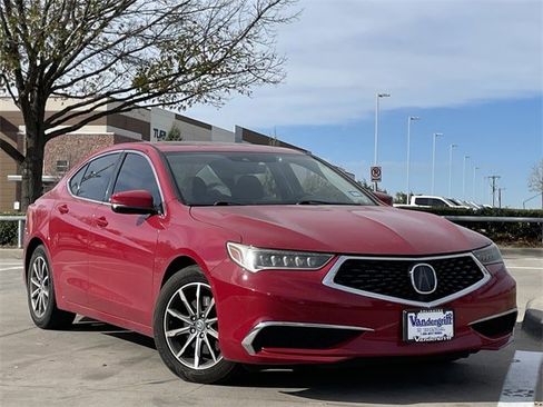 Used 2019 Acura TLX image 2
