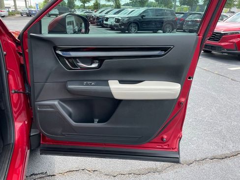 Certified 2025 Honda CR-V EX-L image 29